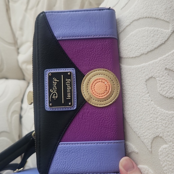 Loungefly Evil Queen Mini Bag Set - Black, Purple, Gold - Picture 6 of 9